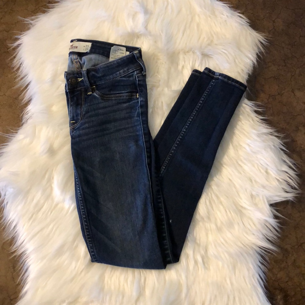 Hollister Women’s skinny jeans size 00